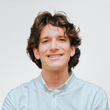 Headshot of Ezra Kaye