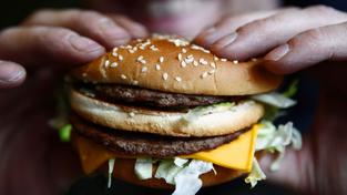 Business and Australian farmers have warned six billion American hamburgers a year will be more expensive amid US President Donald Trump’s 10 per cent tariffs on Australian exports. 