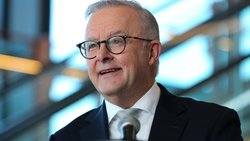 SYDNEY, AUSTRALIA - NewsWire Photos JUNE 11 2025 : The Prime Minister, Anthony Albanese, is in Western Sydney today and attends the official unveiling of the Western Sydney International Airport terminal building. Photo: NewsWire/ Gaye Gerard